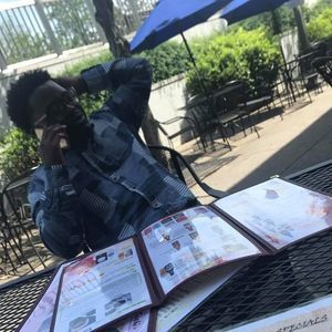 Meet your Posher, Harvey